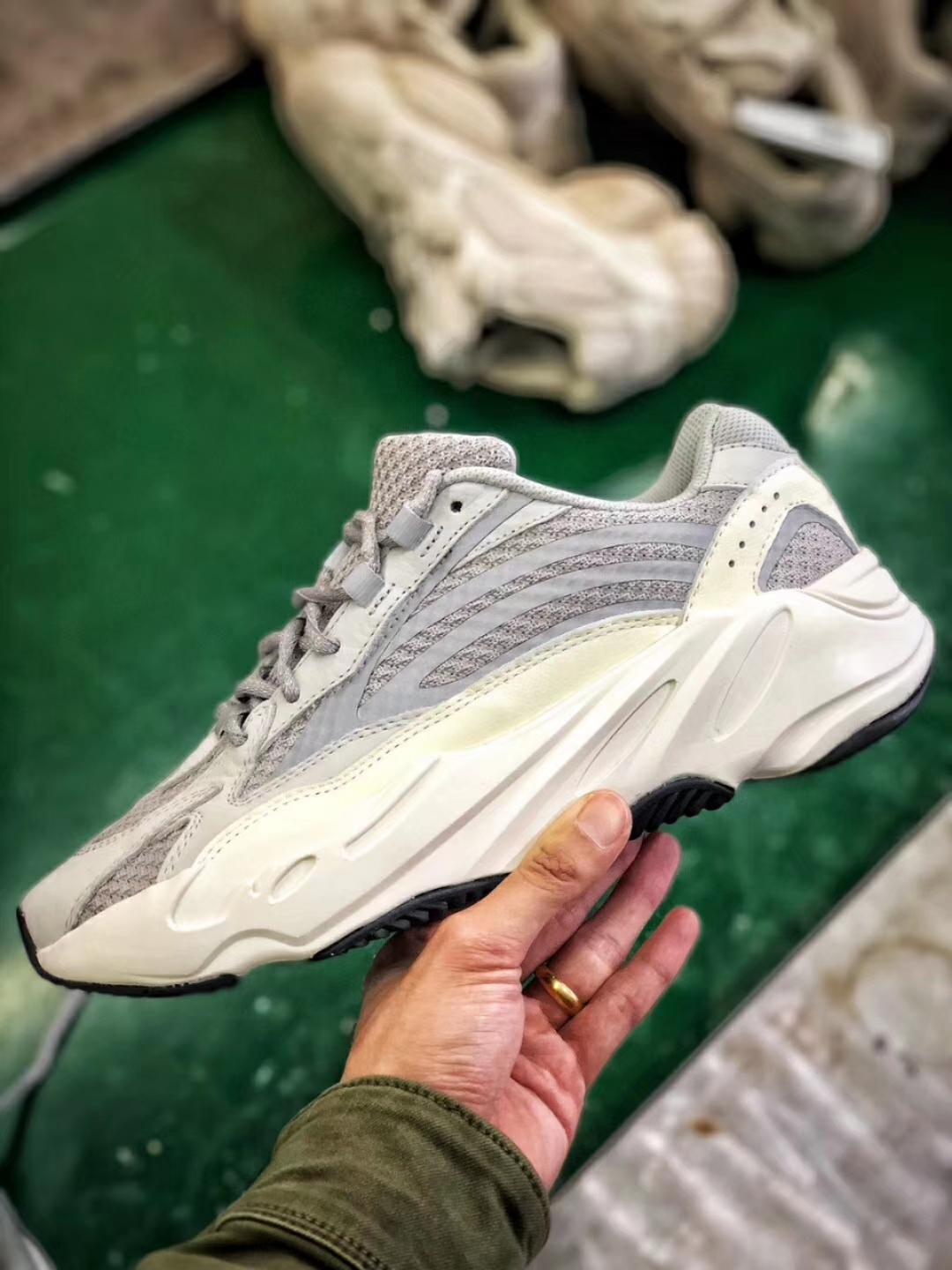 yeezy 700 static rep