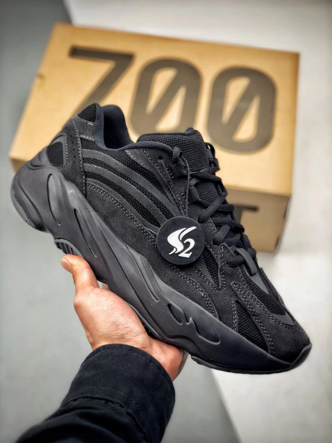 yeezy 700 v2 vanta