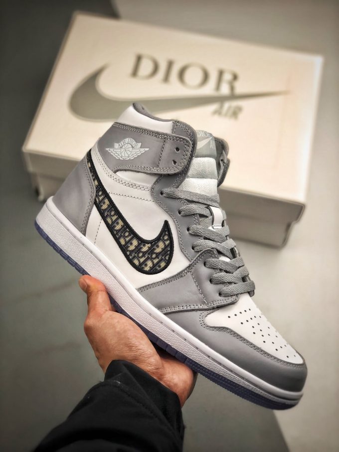The Dior x Air Jordan 1 High Sneaker White and Grey Upper Top RepShoes 01
