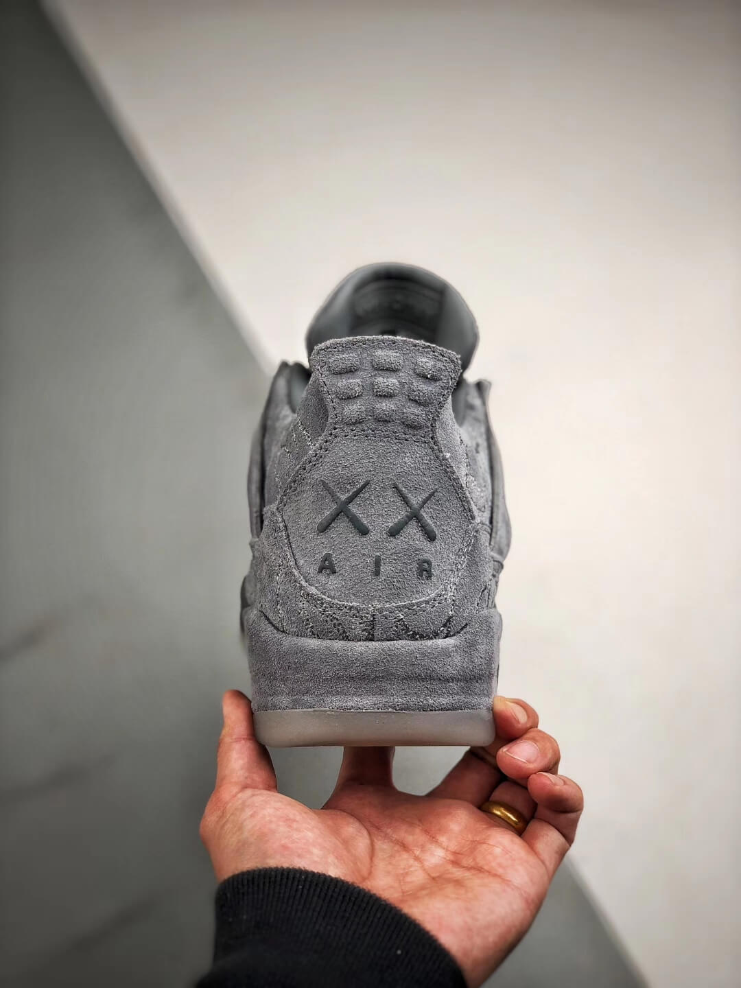 kaws sneaker