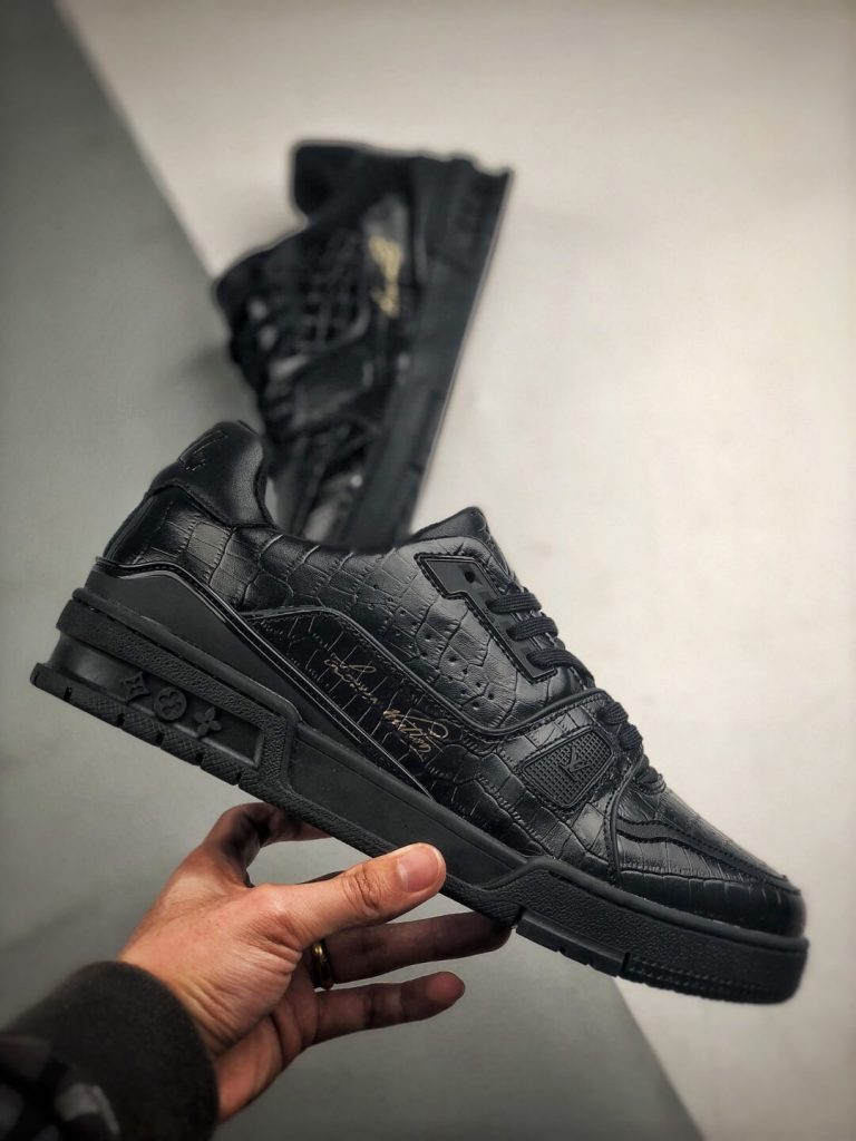louis vuitton trainers black gold