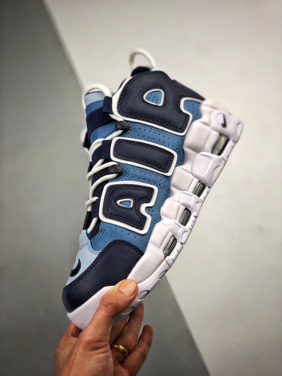 blue jean uptempo