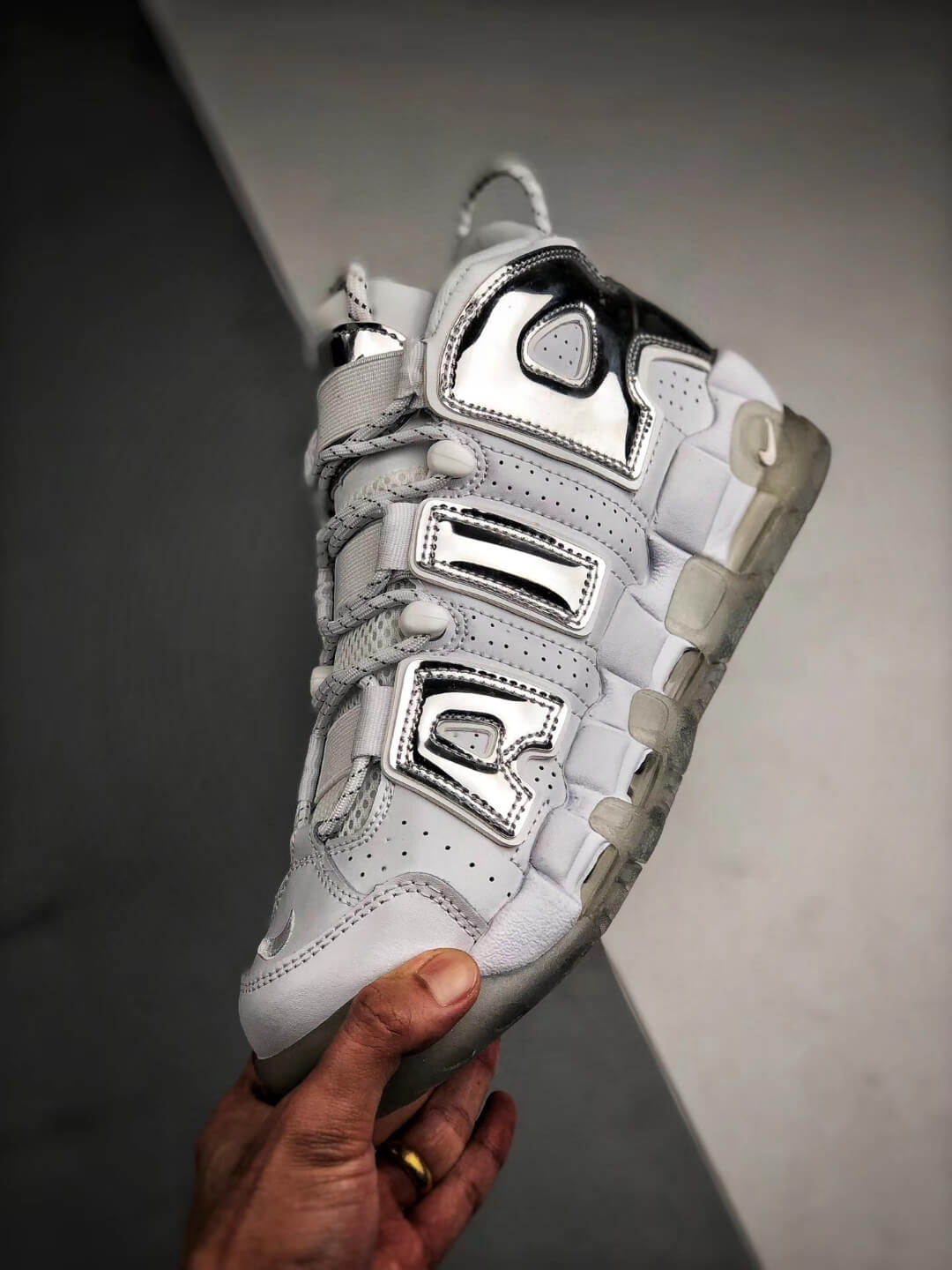 nike air more uptempo chrome