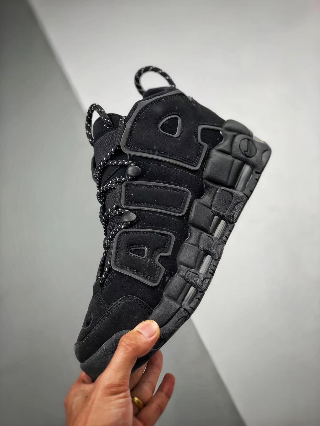 nike air more black