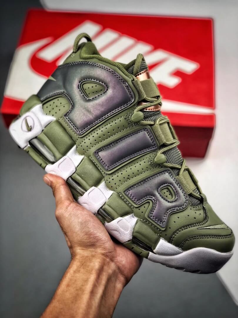 nike uptempo 8