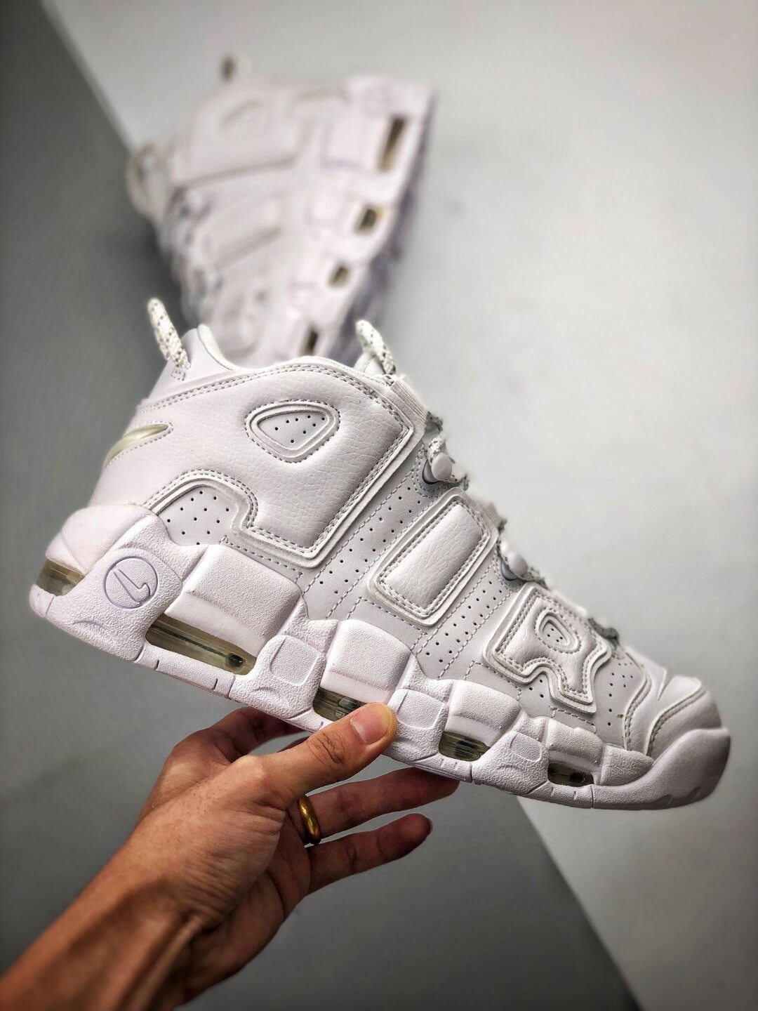 nike uptempo shoes first copy
