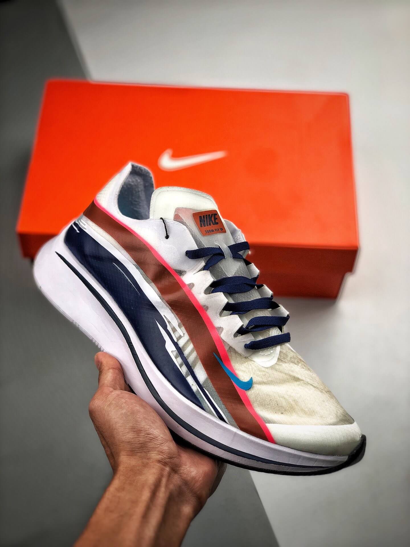 nike zoom fly sp as graphic streaks
