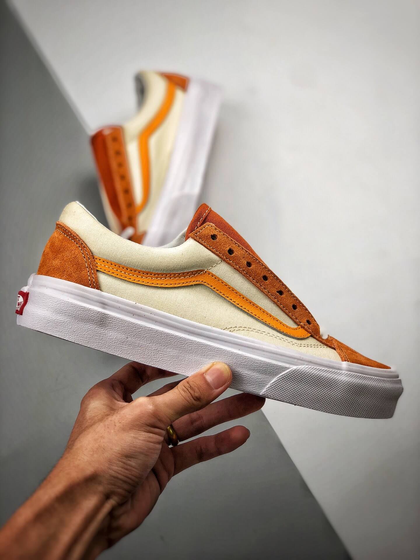 vans style 36 retro amberglow
