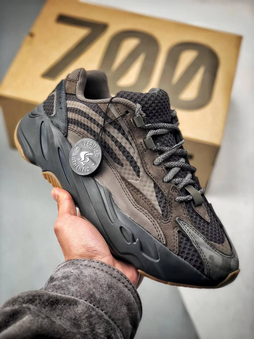 adidas yeezy boost 700 v2 geode