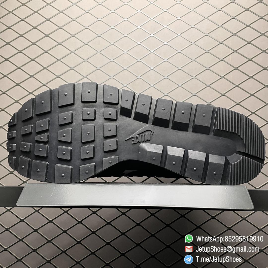 Repsneakers Sacai x Jean Paul Gaultier x VaporWaffle Black SKU DH9186 001 Best Replica Sneakers 07 Repsneakers Sacai x Jean Paul Gaultier x VaporWaffle Black SKU DH9186 001 Best Replica Sneakers 07