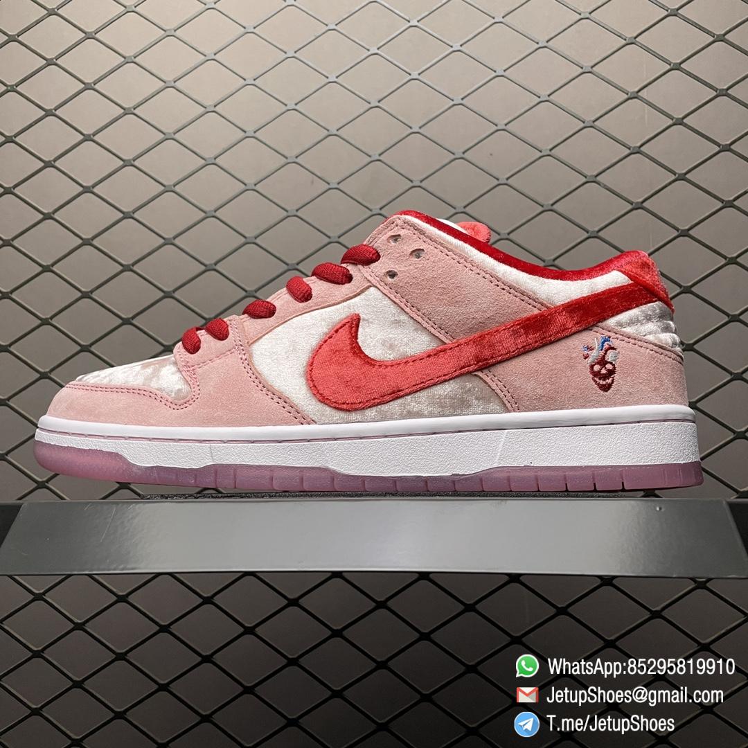 RepSneakers StrangeLove x Dunk Low SB Valentines Day SKU CT2552 800 1