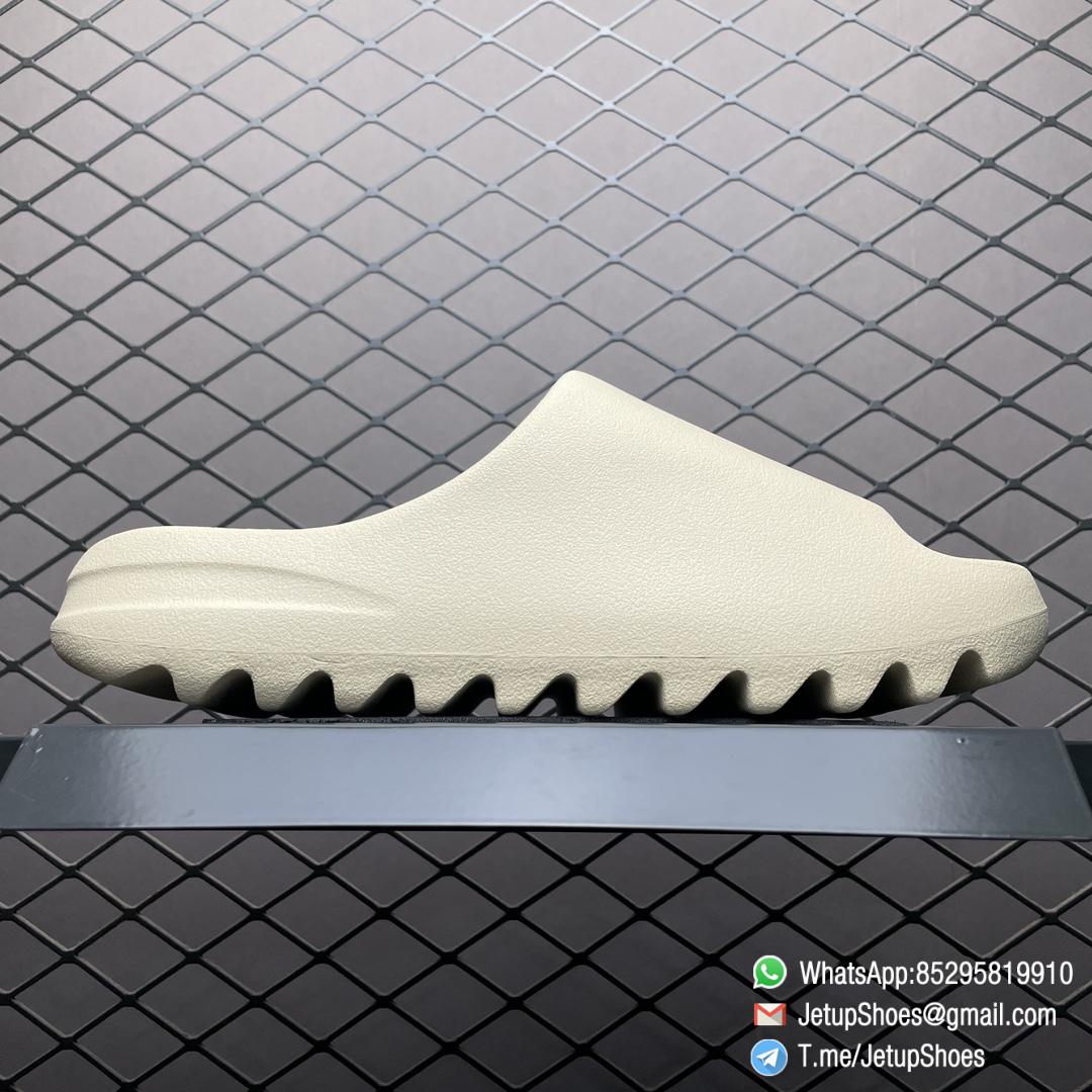 RepSneakers Yeezy Slides Bone 2022 SKU FZ5897 Summer Slippers FashionReps Sandal 注意偏小1.5到两码 02