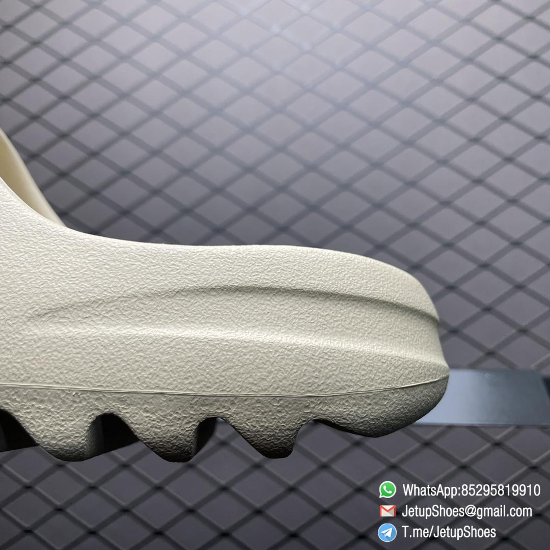 RepSneakers Yeezy Slides Bone 2022 SKU FZ5897 Summer Slippers FashionReps Sandal 注意偏小1.5到两码 04
