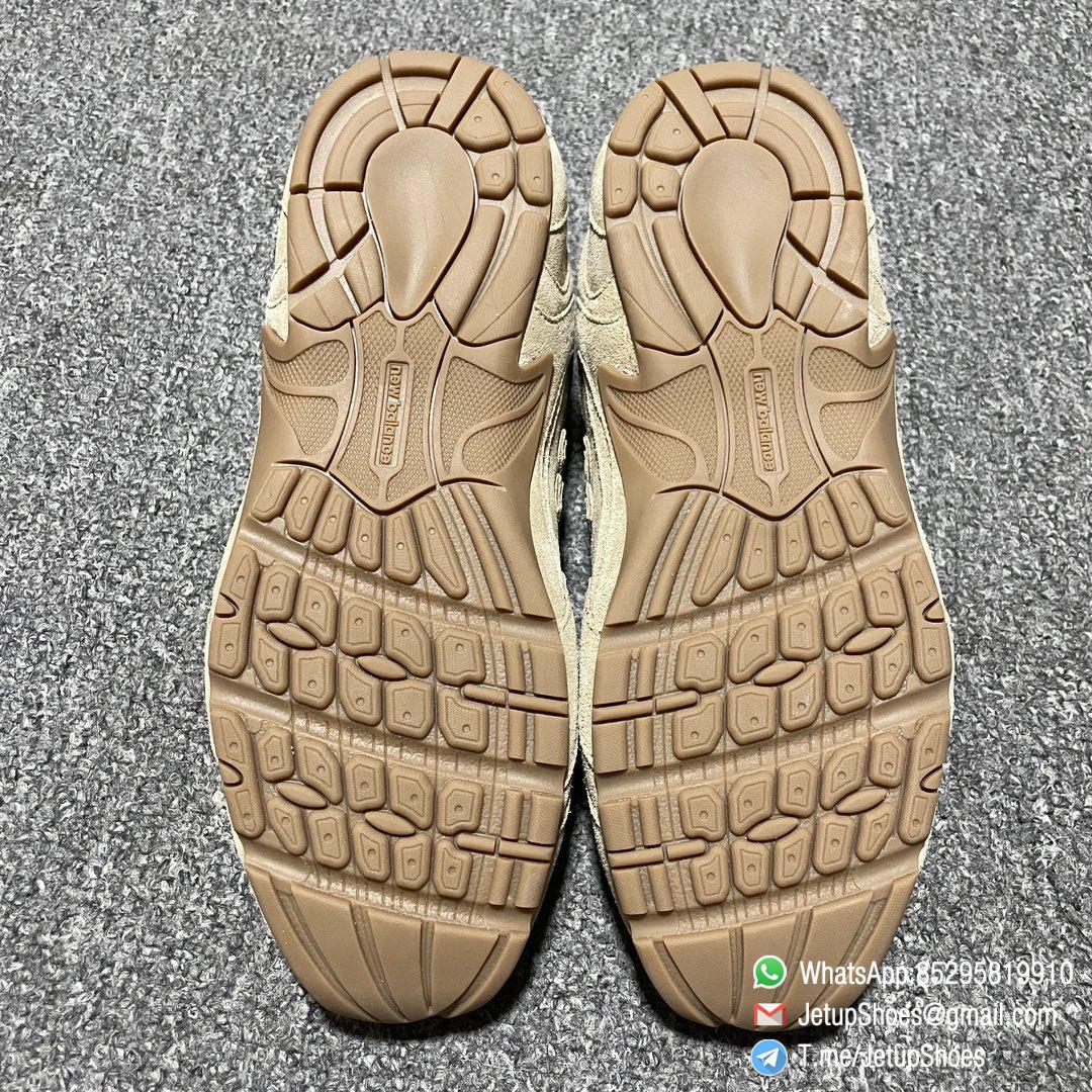 2024 RepSneakers New Balance x Miu Miu 530 SL Ecru Sneakers Brown Suede Upper Rep SNKRS 16 2024 RepSneakers New Balance x Miu Miu 530 SL Ecru Sneakers Brown Suede Upper Rep SNKRS 16